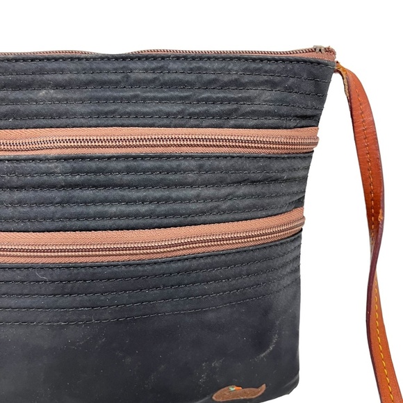 DOONEY & BOURKE Black Brown Genuine Leather Canvas CROSSBODY Purse Messenger Bag - Picture 2 of 16